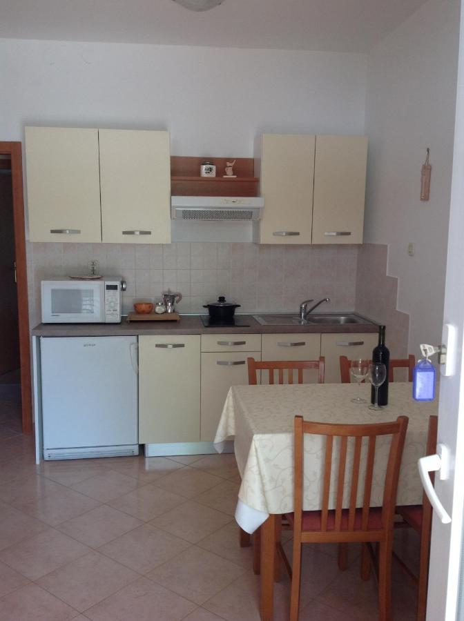 Alma Apartment